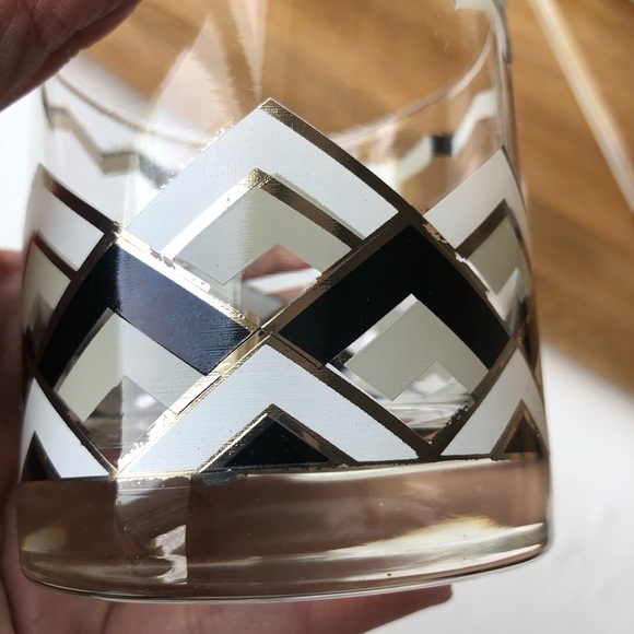 VINTAGE MCM short glass bar ware glasses black white metallic chevron print mod - Picture 9 of 11
